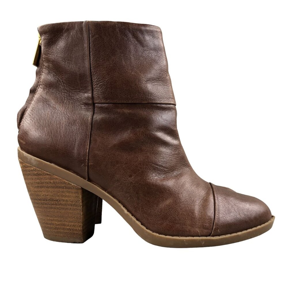 Bandolino Women's Size 7.5M Joined To Me Brown Leather Back Zip Ankle Booties